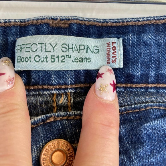 Levi's Women’s 512 Perfectly Shaping Bootcut Jeans 20 - Picture 6 of 9